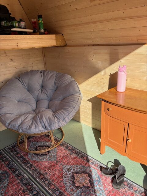 create a she shed, heather deveaux