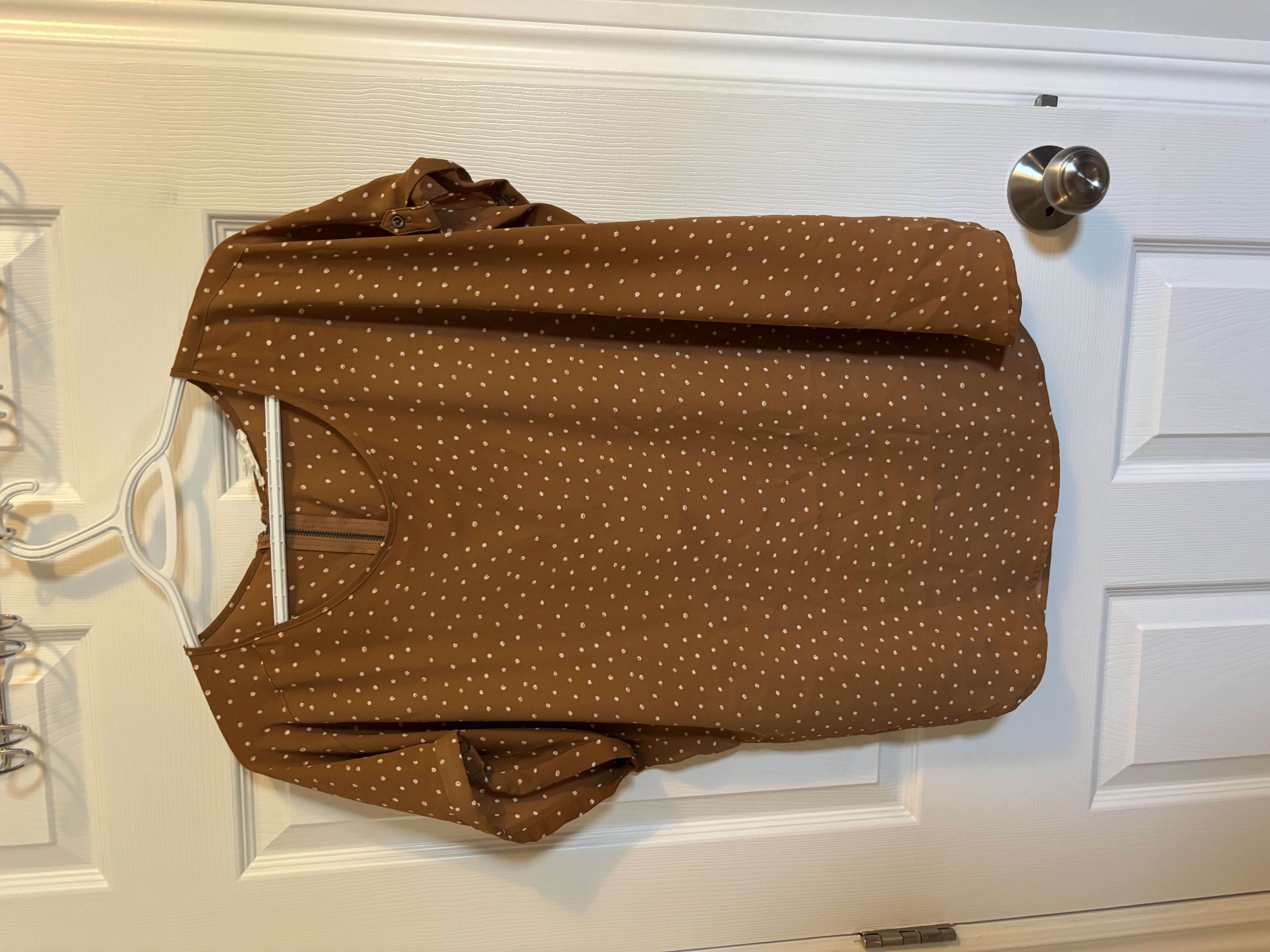 build a capsule wardrobe, heather deveaux creative, using my clothes to build a capsule wardrobe, shirt