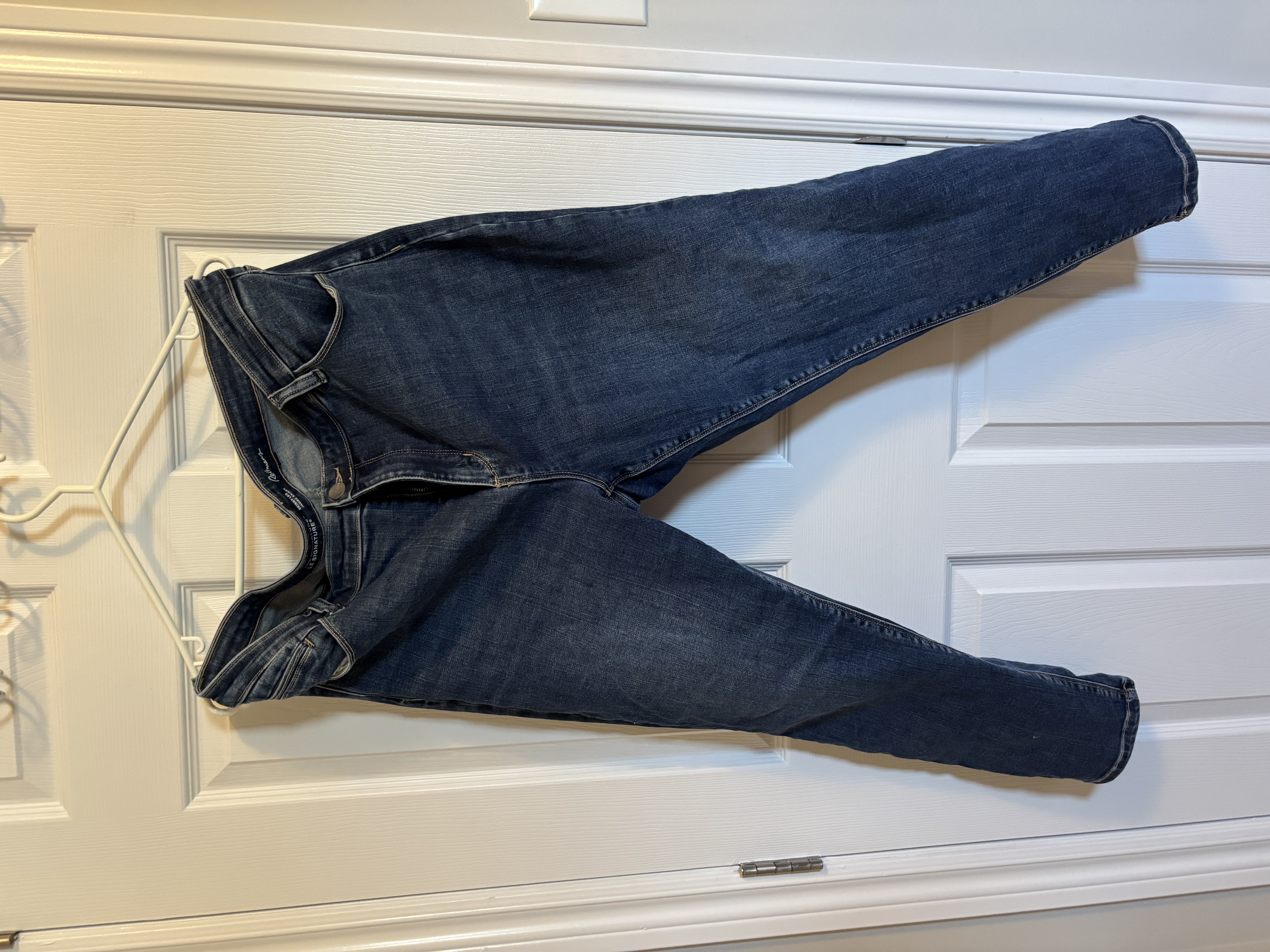 build a capsule wardrobe, heather deveaux creative, using my clothes to build a capsule wardrobe, jeans