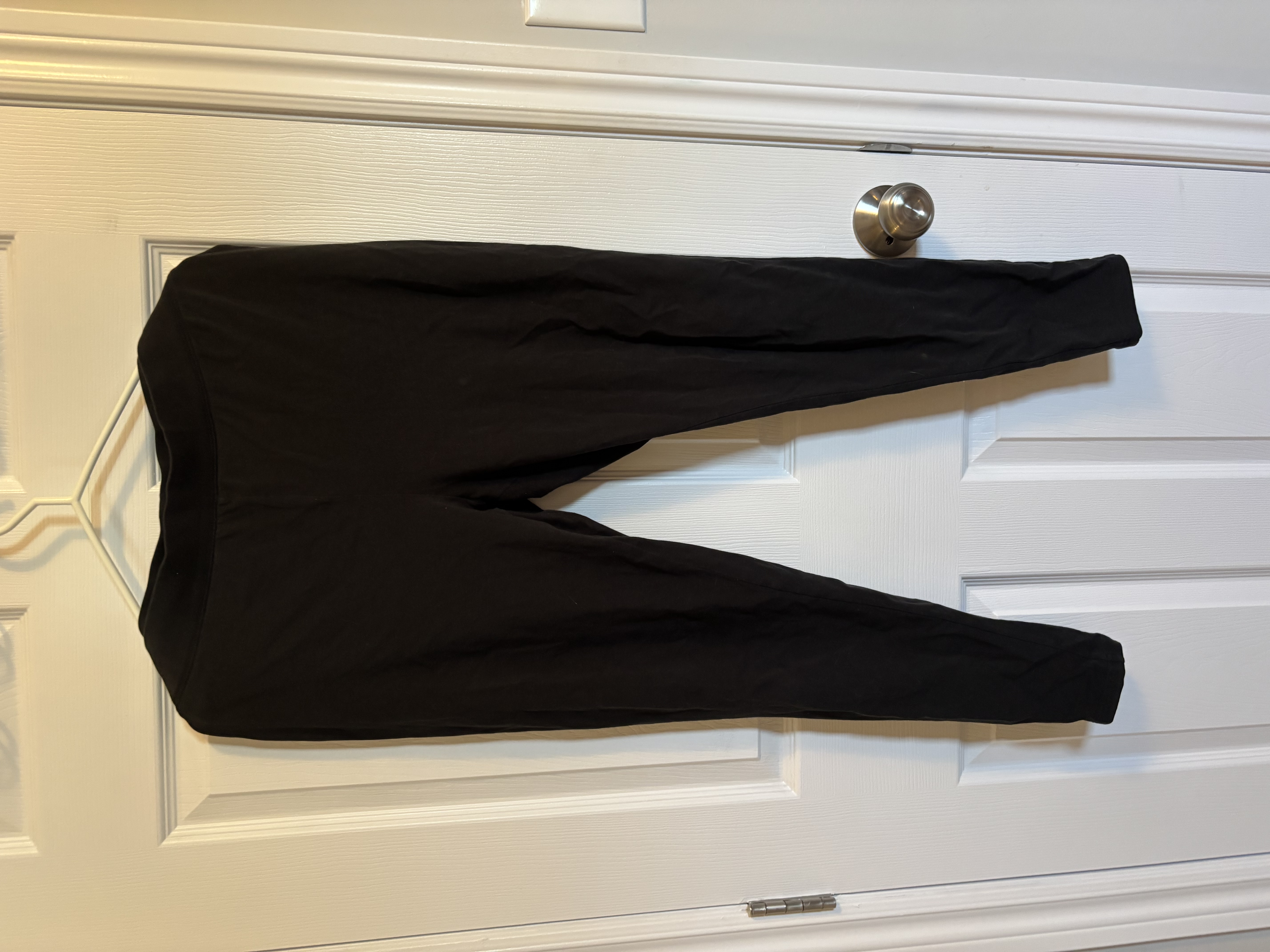 build a capsule wardrobe, heather deveaux creative, using my clothes to build a capsule wardrobe, leggings