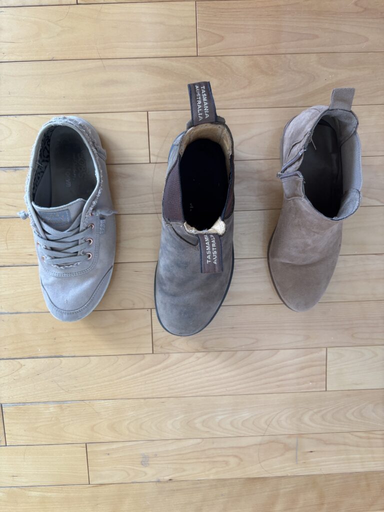 build a capsule wardrobe, heather deveaux creative, using my clothes to build a capsule wardrobe, shoes