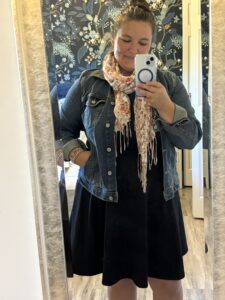 heather deveaux build a capsule wardrobe