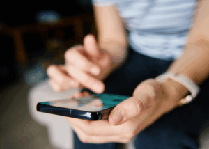 taking a social media break, heather deveaux creative